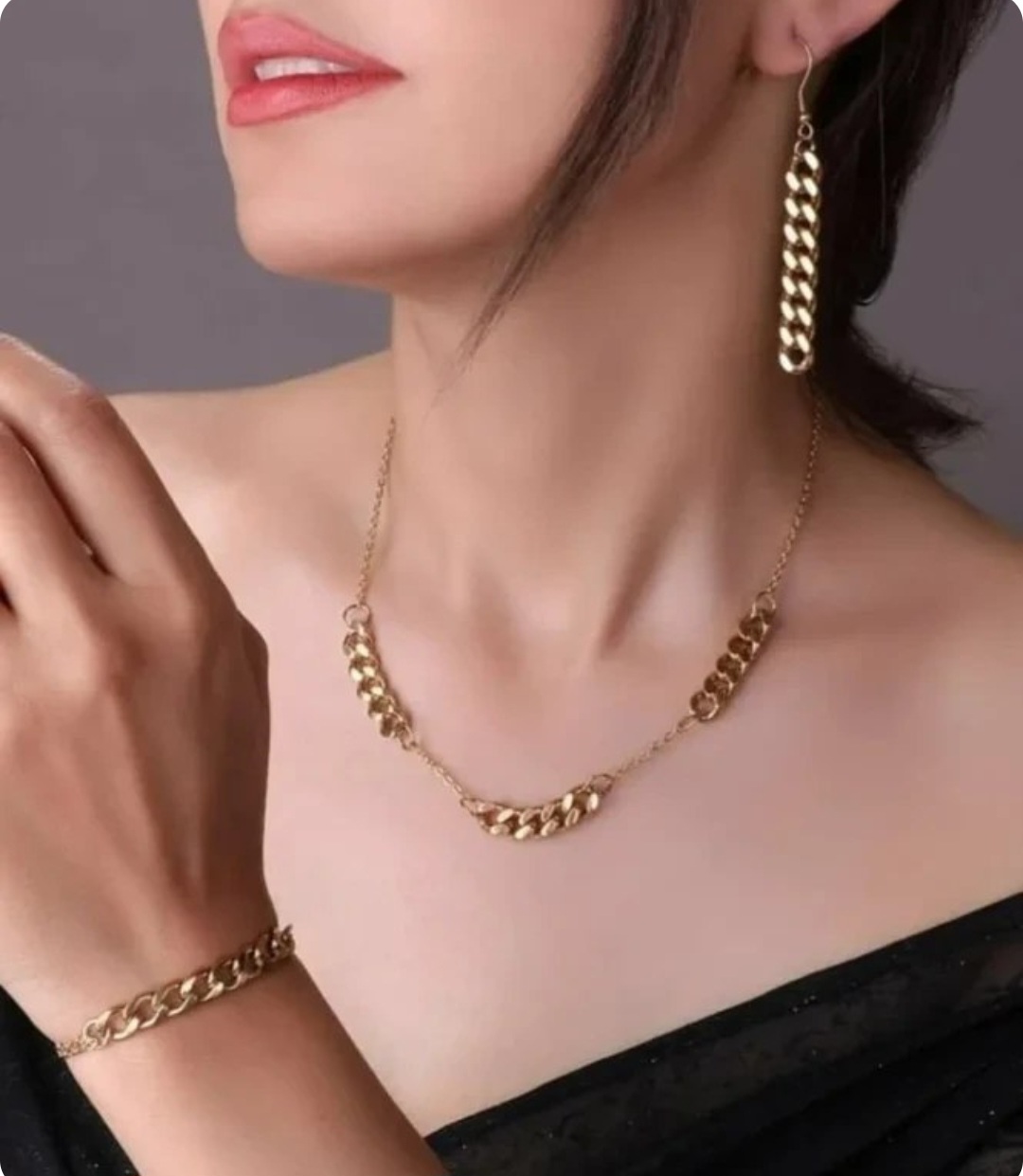 ست زنانه کارتیر استیل طلایی رنگ ثابت دارای( اشانتیون )